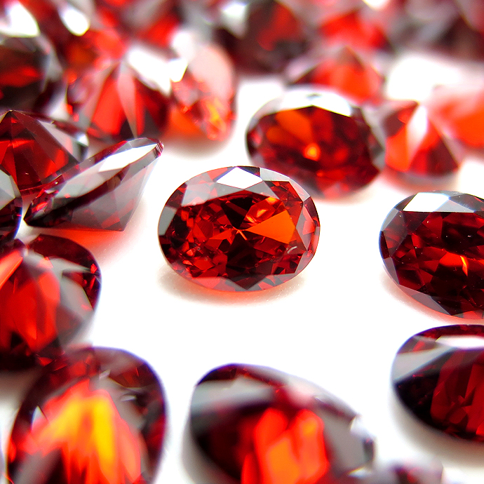 キュービックジルコニアcz【AAA】・ルース【ガーネット】/オーバル【6×4mm】ファセットカット（35個）