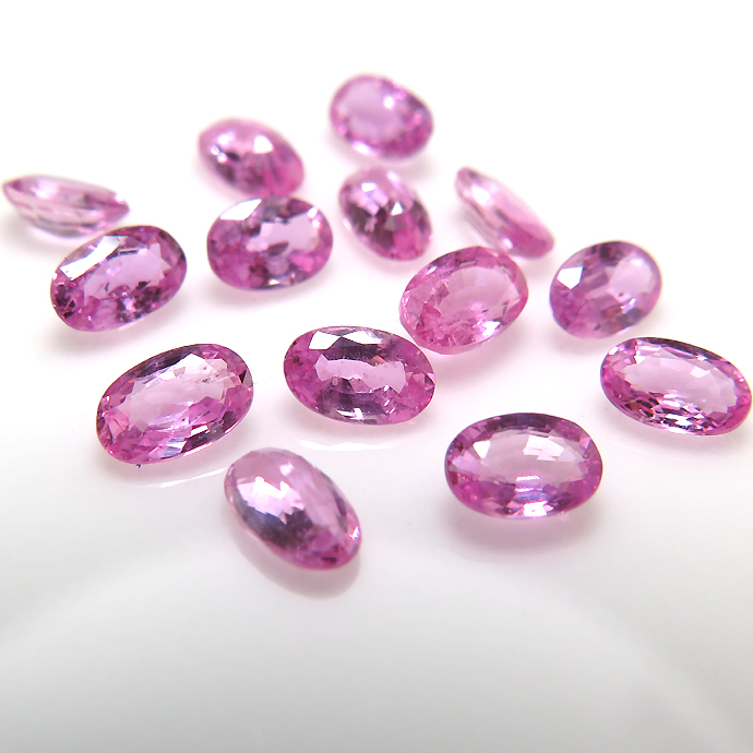天然石ルース（裸石）・ピンクサファイア（加熱処理 セイロン・スリランカ産）オーバル【5×3mm】ファセットカット（1個）