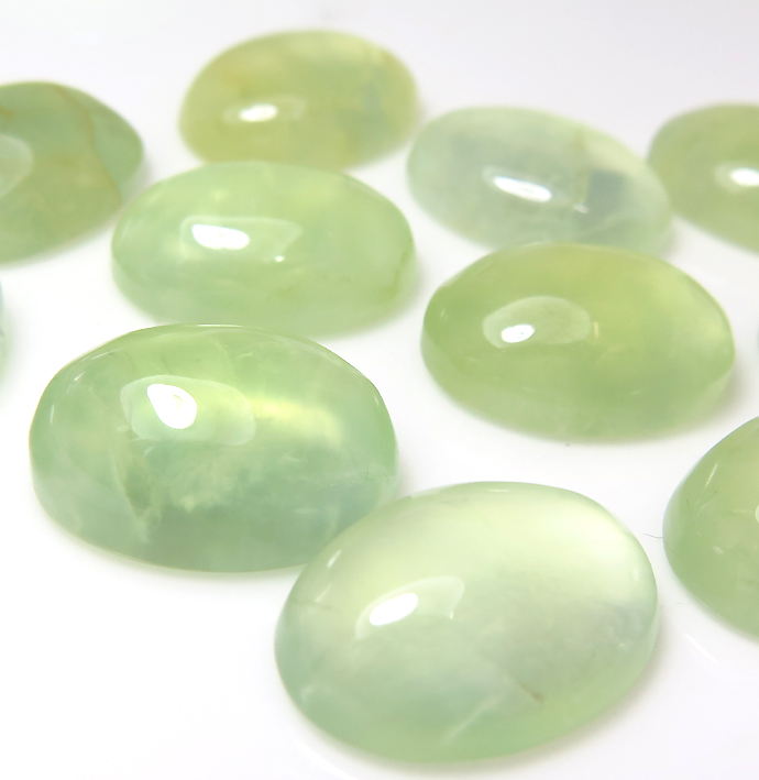 プレナイト 天然石ルース カボション（オーバル）【18×13mm】（10個）
