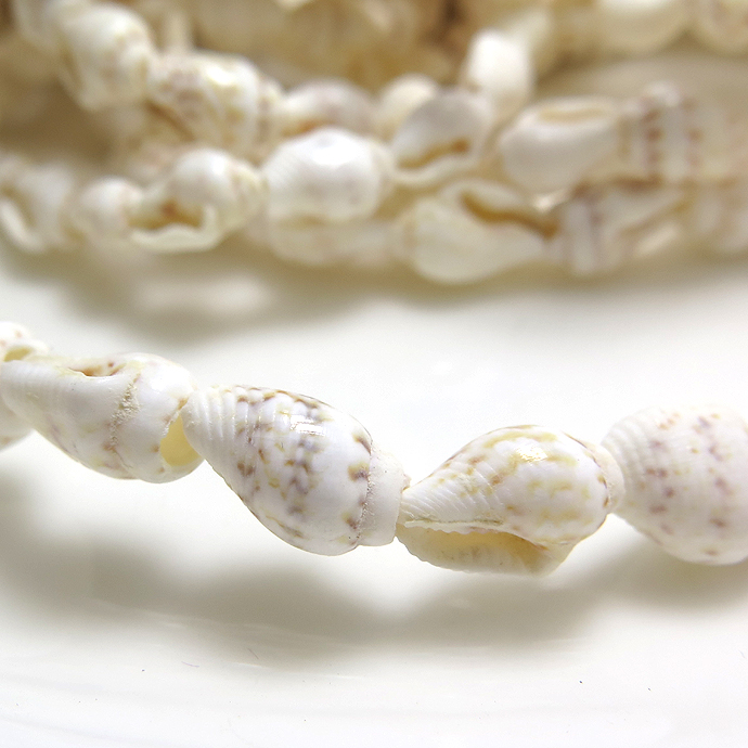 シェルビーズ 貝殻 巻貝ビーズ（5.5～7.5mm）（140cm）10本