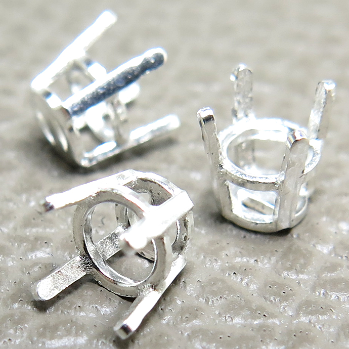 シルバー 石座・石枠・空枠 金具 パーツ ラウンド 5mm 4本爪 SV925 （100個）