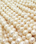 真珠 淡水パール バロック～ポテト（ホワイト系）7～8mm玉 約36センチ（1連）