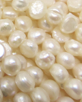 バロックパール ビーズ 淡水真珠（ホワイト系）5～6mm（1連）