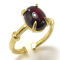 ガーネット＜1月誕生石＞ 天然石指輪 リング（カボションオーバル 10×8mm）真鍮ブラス・ゴールドカラー