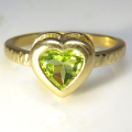 ペリドット 指輪 ハート リング 天然石 6mm 真鍮ブラス・ゴールドカラー 1個
