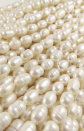 真珠 ライス 淡水パール ビーズ（ホワイト系）7～8mm玉（1連）