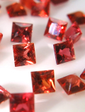 レッドサファイア（タンザニア・加熱処理） 天然石ルース スクエア【2.3mm】ファセットカット（3個）