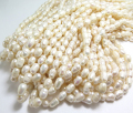 淡水パール（ホワイト系）/ライス（5～6mm玉）（1連）
