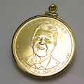大統領1ドル貨（第40代・ロナルド・レーガン）・コインペンダント・バチカン付「14kgf・ゴールドフィルド」（1個）