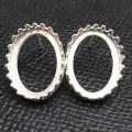 ピアス 空枠 オーバル クラウン（ベゼルセッティング/カボション）18×13mm（真鍮ブラス・シルバーカラー）1ペア