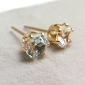 ゴールドフィルド/5mmラウンド6本爪・スタッドピアス（立て爪ピアス）・天然石ホワイトトパーズ＜11月誕生石＞「14kgf」（1ペア）