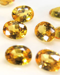 イエローサファイア ゴールデン(セイロン・スリランカ産/加熱処理)オーバルカット【6×4mm】1個