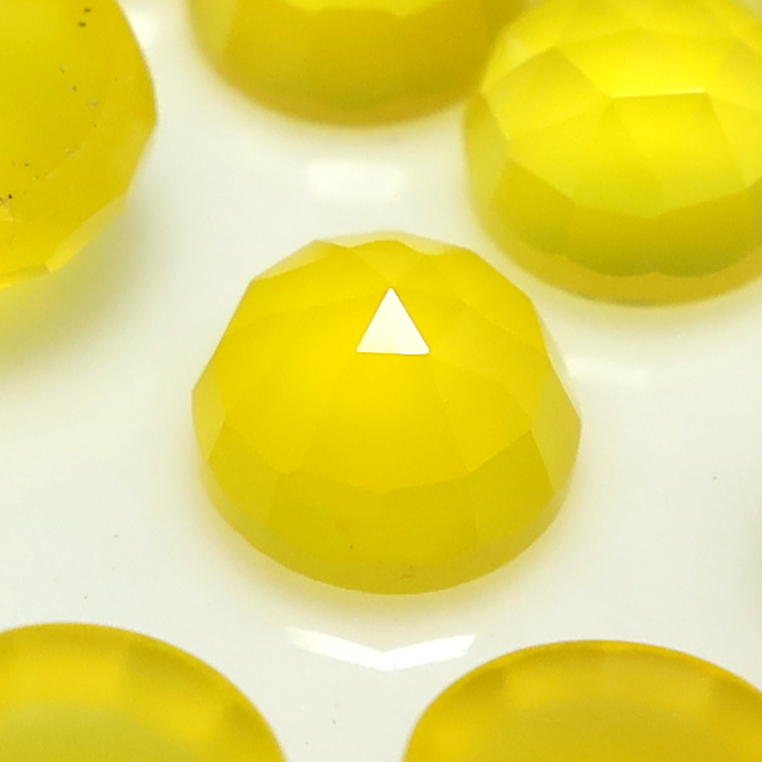 カルセドニー ローズカット カボション 天然石ルース イエロー染 ラウンド【5mm】（50個）