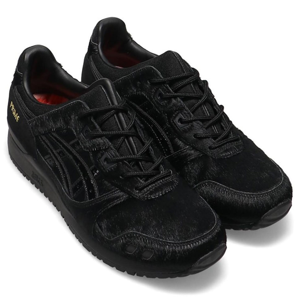 ASICS×atmos×ネイチャーコラボ「黒毛和牛スニーカー」