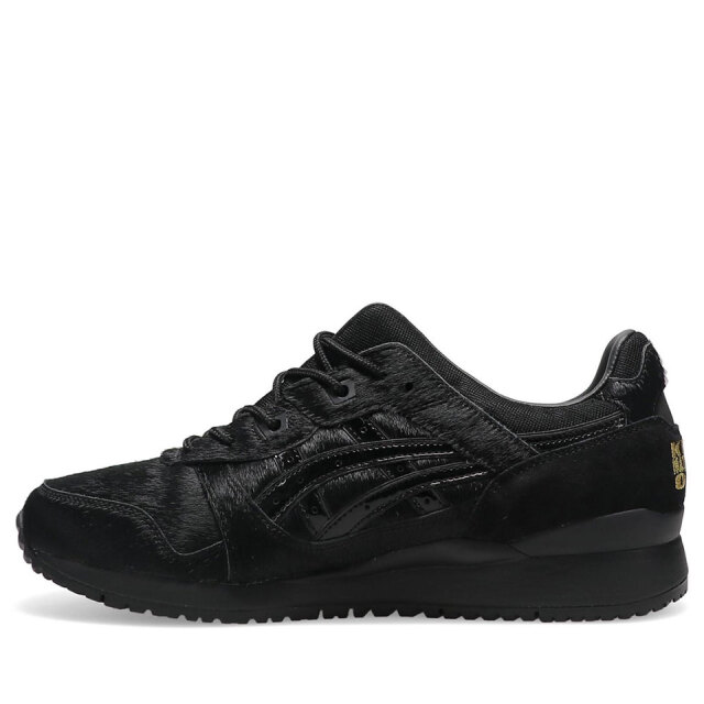 ASICS×atmos×ネイチャーコラボ「黒毛和牛スニーカー」サイド