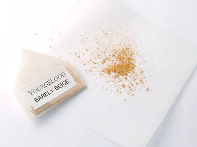 【ご購入の方限定プレゼント】 YOUNG BLOOD(ヤングブラッド) ミネラル パウダーファンデーション サンプルプレゼント