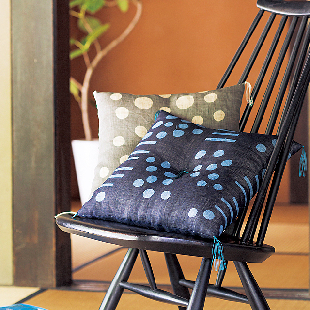 激レア！ ドンケツ クッションカバー 3枚セット 孤月組 朔組 三船 華月組 型染めのクッションカバー＜水玉＞ 綿平織（グログラン） | 山内武志