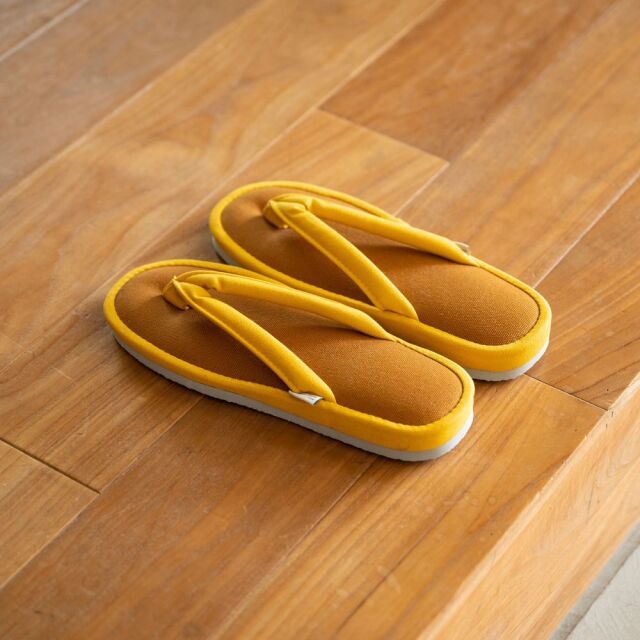 帆布草履＜Mustard Yellow(マスタードイエロー)＞ [ABE HOME SHOES｜（群馬県）]