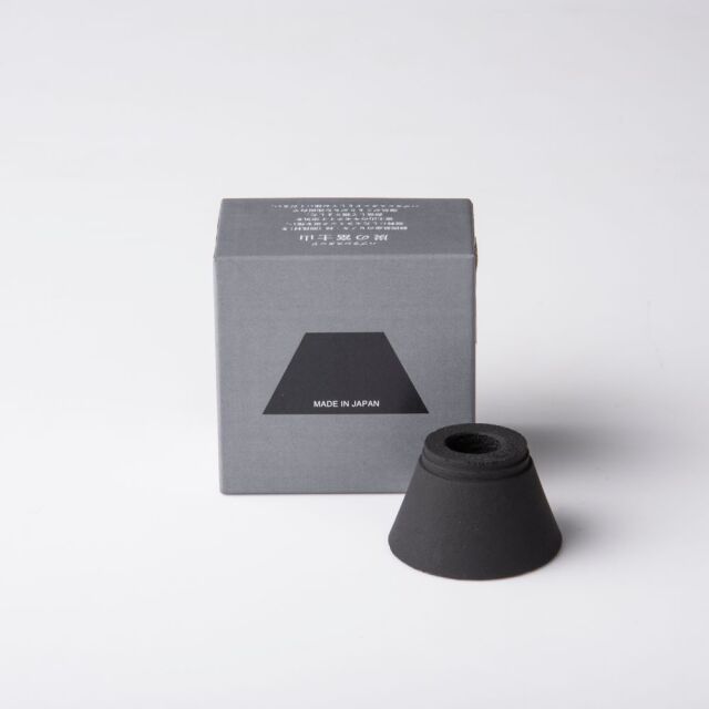 ハブラシスタンド炭の富士山 [Kinokoto(キノコト)｜（静岡県）]