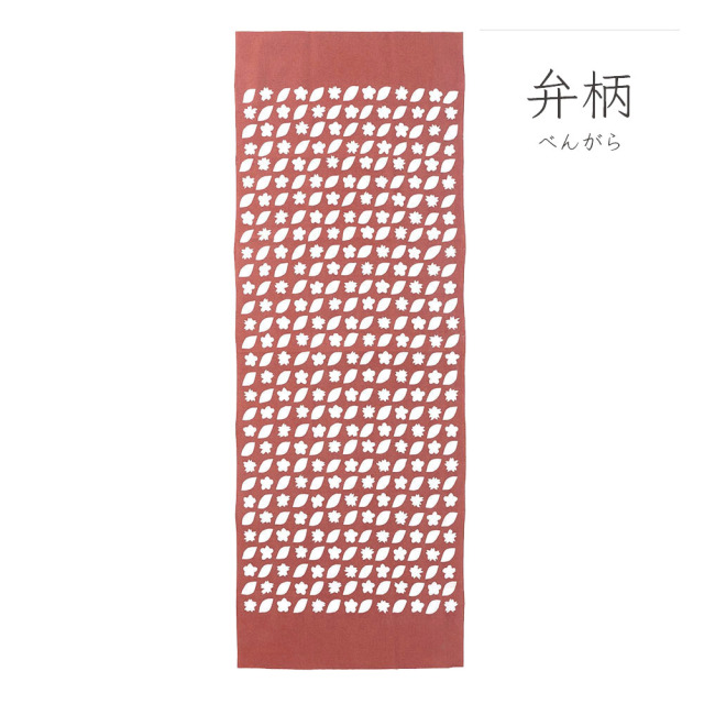 型染めの手ぬぐい＜花便り＞ 梅桜に若葉｜ 山内武志さん（山内染色工房