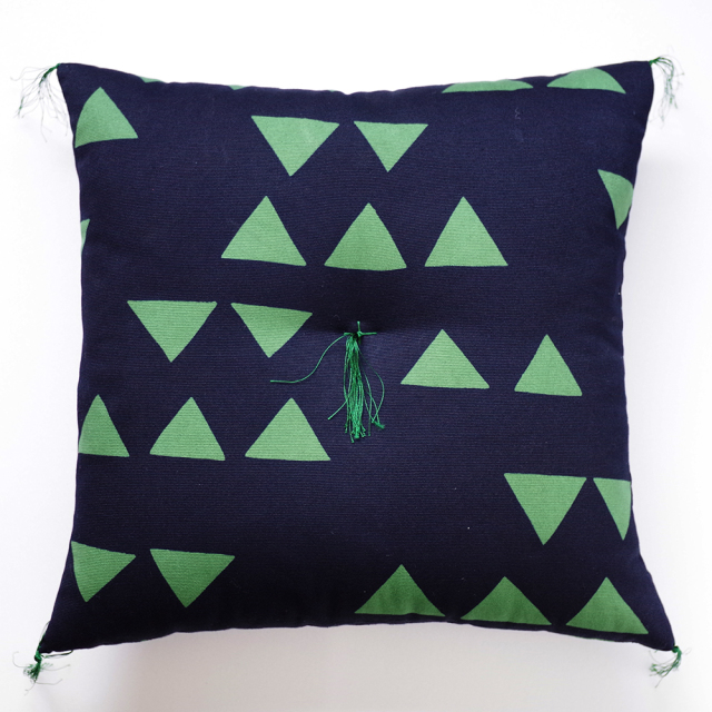 小座布団　うろこ