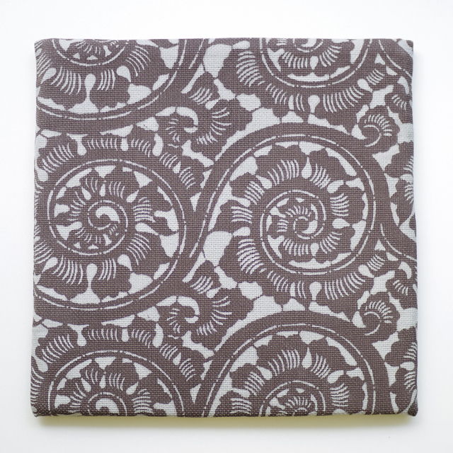 型染めの椅子敷き（山内武志）