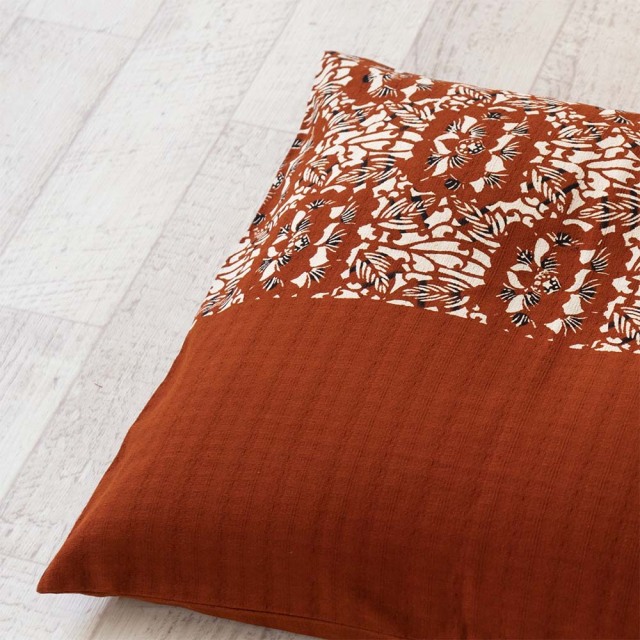 オレンジ花柄座布団8枚 楽天市場】仏壇 座布団 御前座布団 「新錦 美桜」 5色から選べる No.79