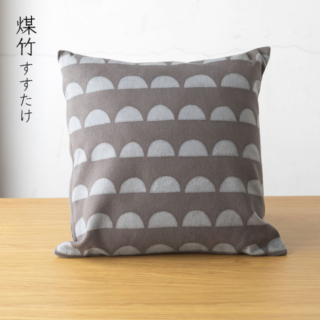 型染めのクッションカバー＜かまぼこ（半丸うろこ）＞ 変わり織 | 山内