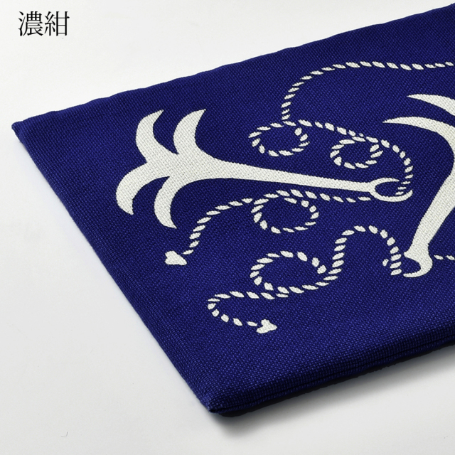 山内武志　椅子敷き