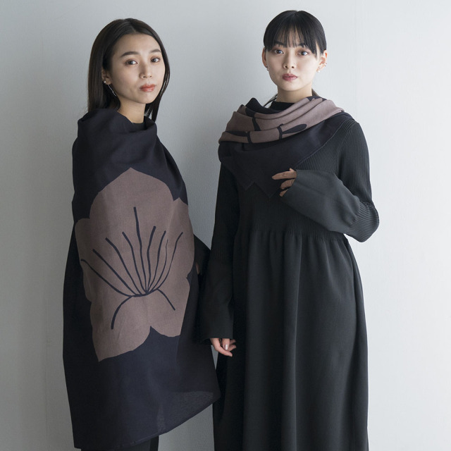 家紋意匠の型染め風呂敷 ＜桔梗（ききょう）＞ 90サイズ｜ 山内