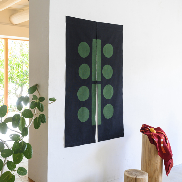 型染めののれん ＜丸に線＞ （木綿）｜山内武志さん（山内染色工房  