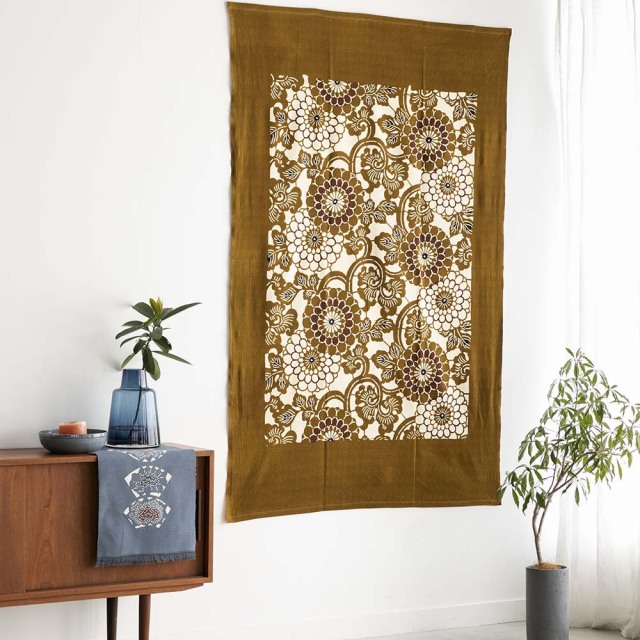 型染めのマルチクロス ＜大菊唐草＞ ｜ 山内武志さん（山内染色