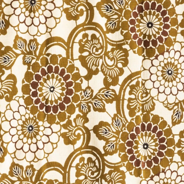 型染めのマルチクロス ＜大菊唐草＞ ｜ 山内武志さん（山内染色工房