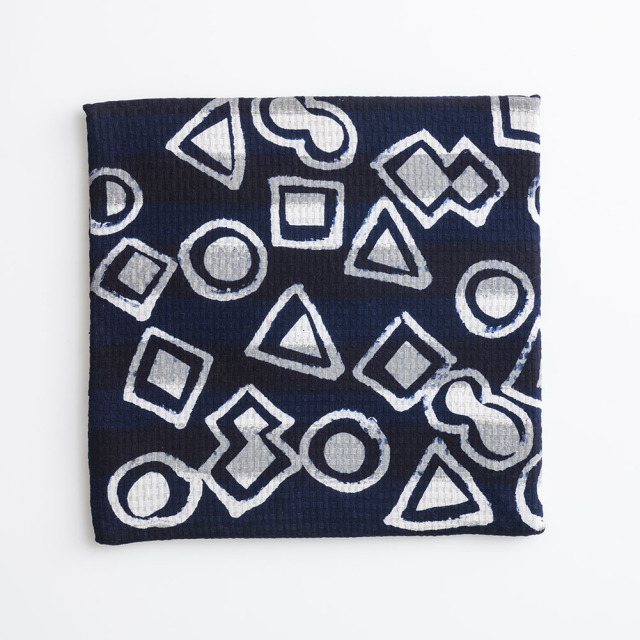 【大】筒描きの椅子敷き＜万物に墨刷毛引き＞綿かわり織｜山内武志さん（山内染色工房／アトリエぬいや） 静岡県浜松市 チェアマット