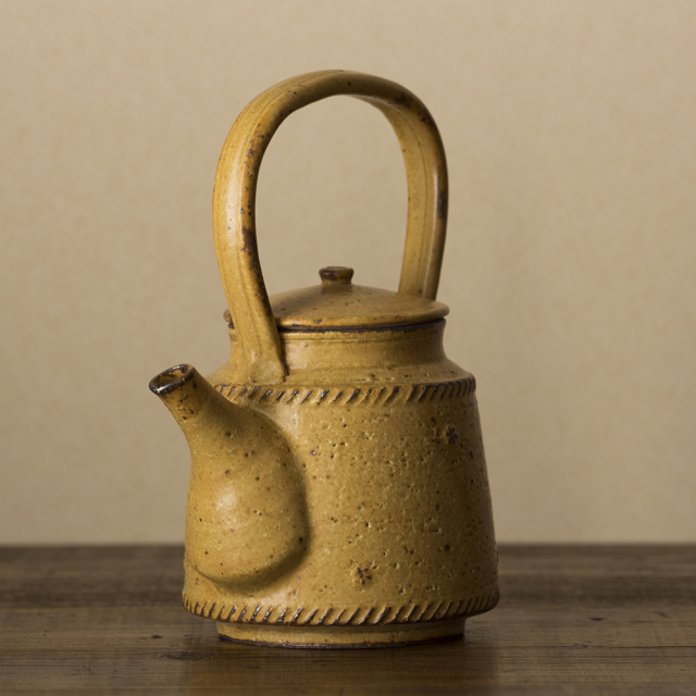 岡村宜治　黄釉