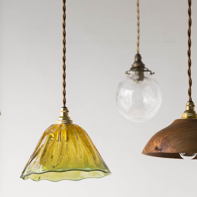 宙吹きガラスのペンダントライト オーロラ/ 〜がらす工房 空良 石垣