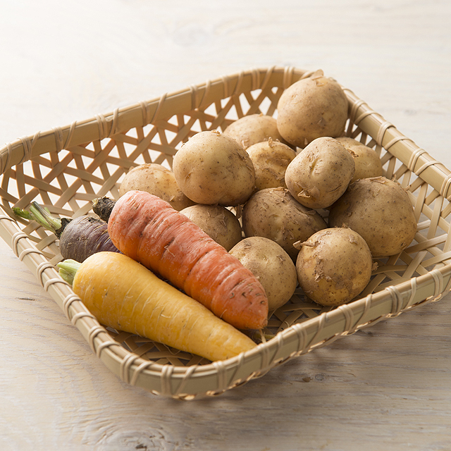 小林流木工房　小林太平作　流木竹製　漆塗　椀　茶器　銘竹心　共箱　V　R5174 小林流木工房 小林太平作 流木竹製 漆塗 椀 茶器 銘竹心 共箱 V R5174