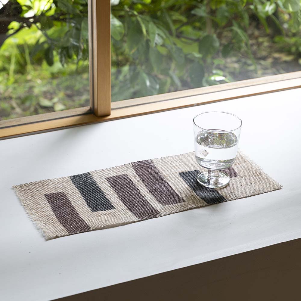 【麻・ロング中細】型染めの卓布＜ライン＞房｜山内武志さん（山内染色工房／アトリエぬいや）