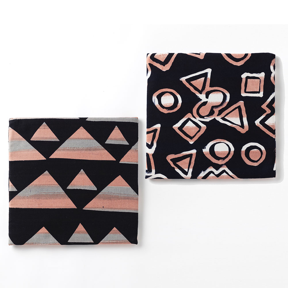 【小】筒描きの椅子敷き＜うろこに刷毛引き・万物に刷毛引き＞綿平織｜山内武志さん（山内染色工房／アトリエぬいや） 静岡県浜松市 チェアマット