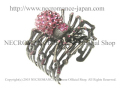 【ネクロマンス NECROMANCE】 ピンクスパイダーカフブレスレット Pink Spider Cuff Bracelet ＜ピンク/Pink/桃色＞ 蜘蛛