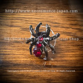 【ネクロマンス NECROMANCE】 ラインストーン スパイダーピアス Rhinestone Spider Pierce ＜レッド/Red/赤＞ 蜘蛛