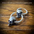 【ネクロマンス NECROMANCE】 2連スカルピアス ＜ミディアムスカル＞ Two Hoop Skull Pierce ＜Mediun Skull＞ 骸骨