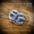 【ご予約受付中】【ネクロマンス NECROMANCE】シルバーボーンハンド義眼リング Silver Bone Hand Glass Eye Ring ＜ブルーキャットアイ/Blue Cat Eye/青猫目＞目玉 骸骨
