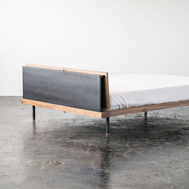 NOWHERE LIKE HOME 北欧デザインベッドフレーム「ユニック シェルフ