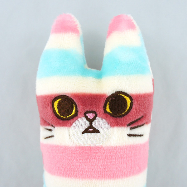 猫のキャットニップ入りキッカー