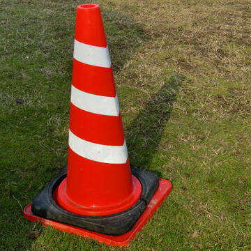 サンコー ゴム製 コーンベット 黒 2.0kg 10個