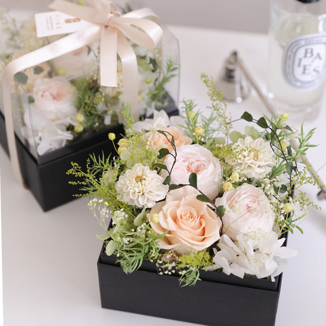 ＆BOX ボックスフラワー プリザーブドフラワー 敬老の日 2025花 誕生日