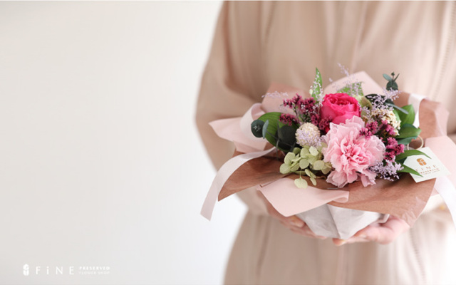 プリザーブドフラワー/ギフト/パルフェ/誕生日祝い/ご結婚祝い/誕生日祝い/出産祝い/結婚記念日/ホワイトデー/母の日