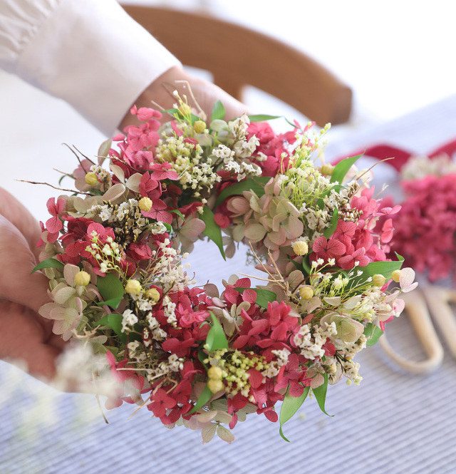 プリザーブドフラワー/リース/花/女性/誕生日プレゼント/女友達/誕生日/プレゼント/スフレリース/フラワーリース/おしゃれ/誕生日祝い/