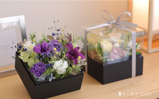 ひさおさん専用【新品未使用室内で発送時の箱に入れ保管】クリームフラワー9.2ft ひさおさん専用【新品未使用室内で発送時の箱に入れ保管】クリーム